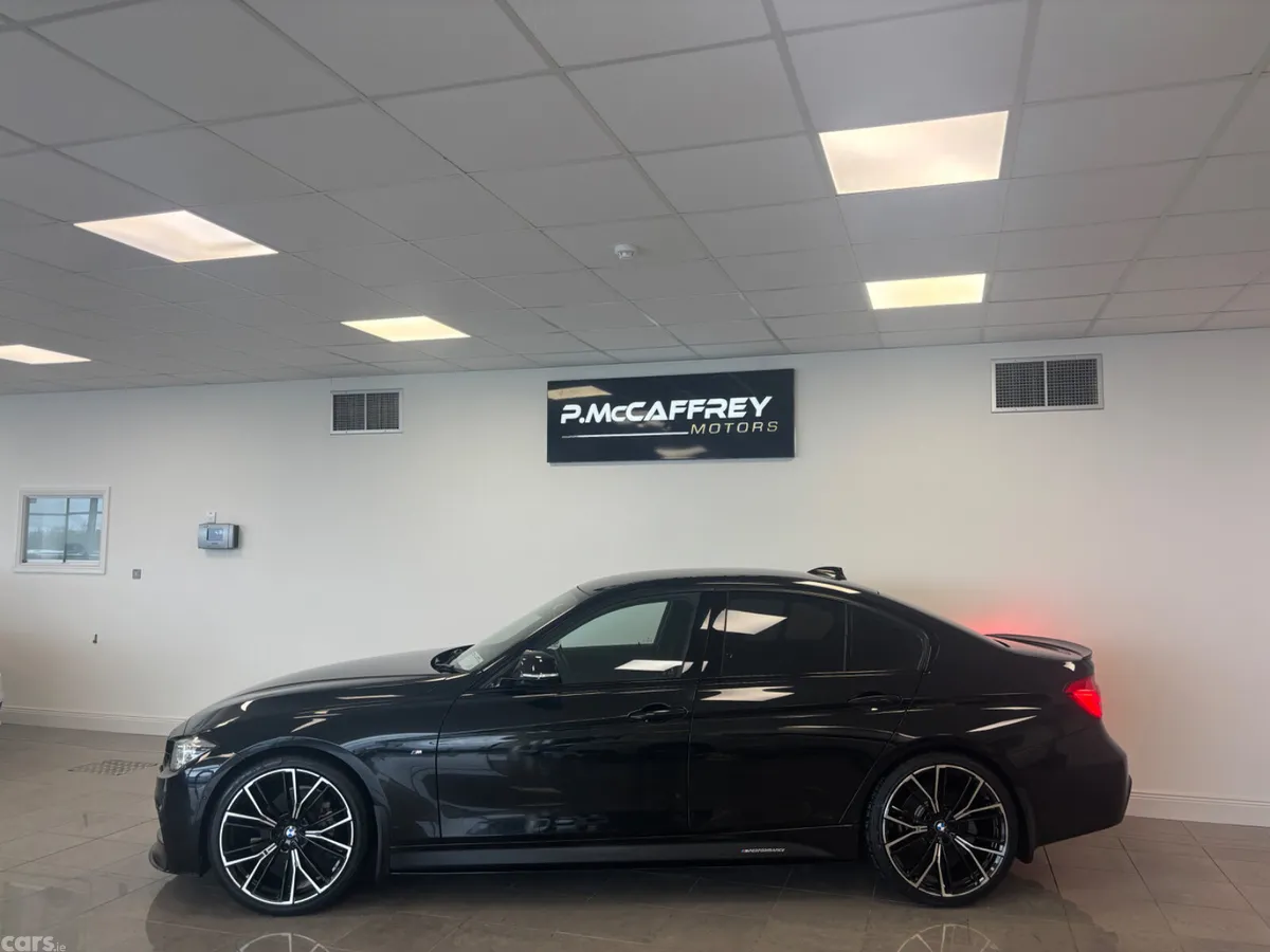 BMW 3-Series Saloon, Diesel, 2018, Black