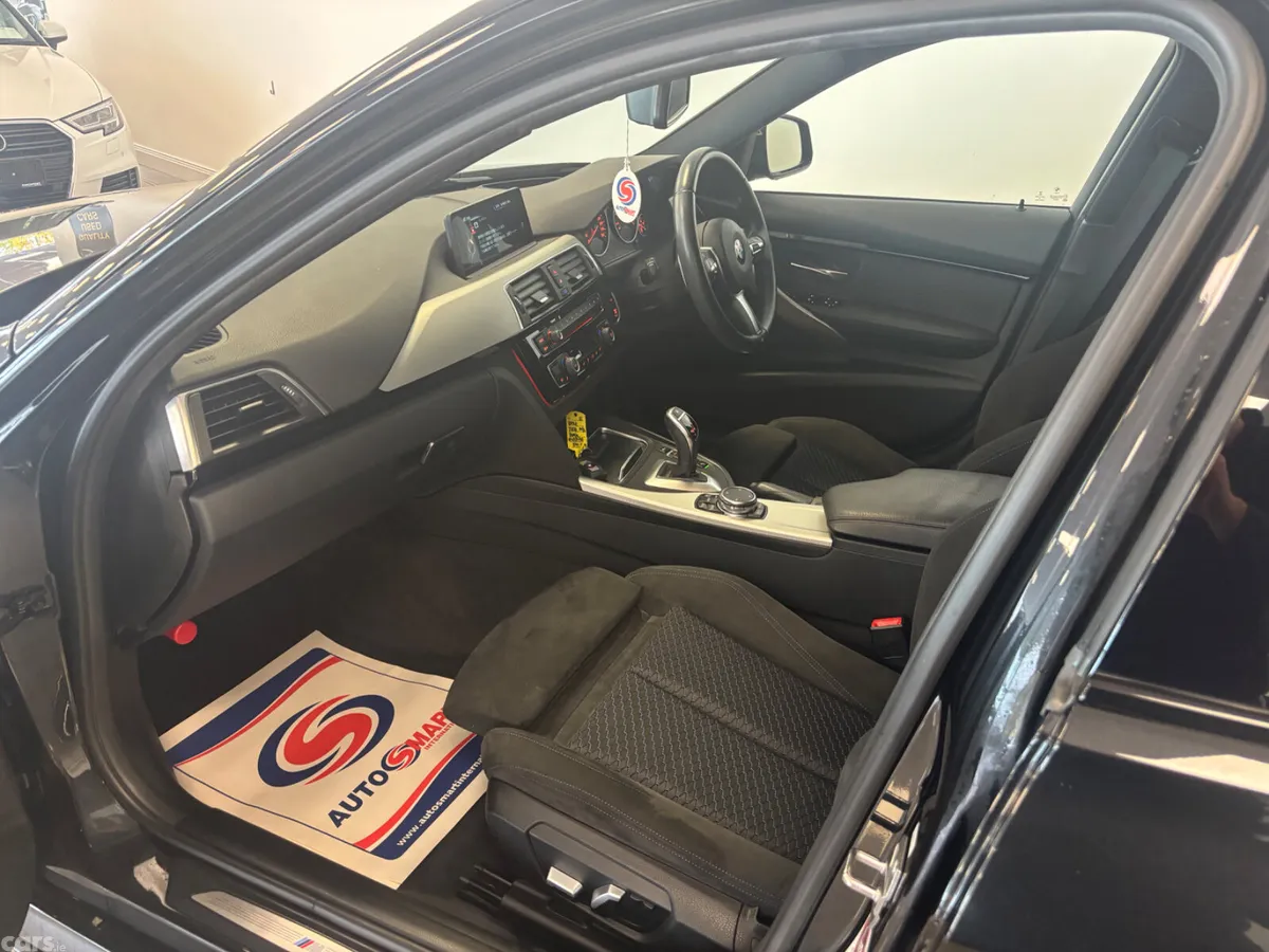 BMW 3-Series Saloon, Diesel, 2018, Black