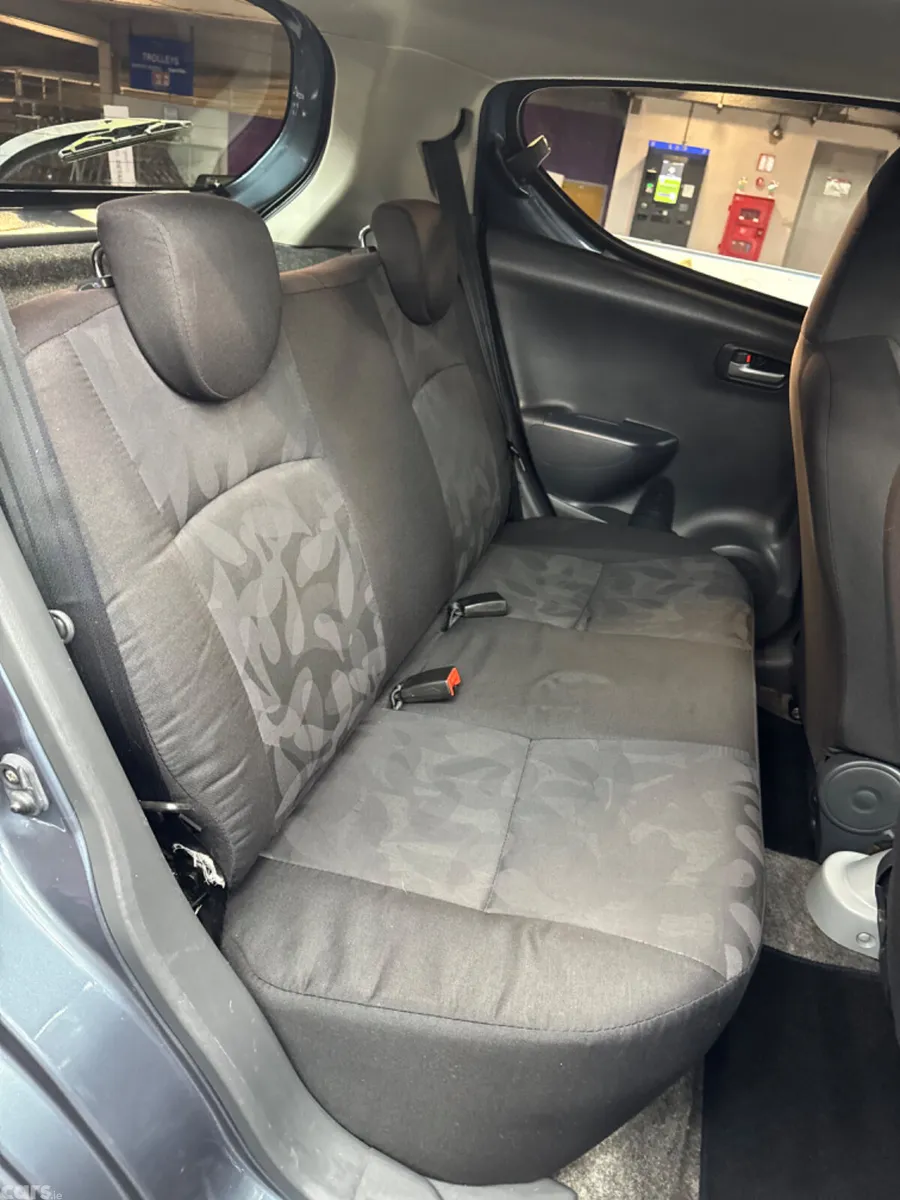 Suzuki Alto Hatchback, Petrol, 2012, Grey
