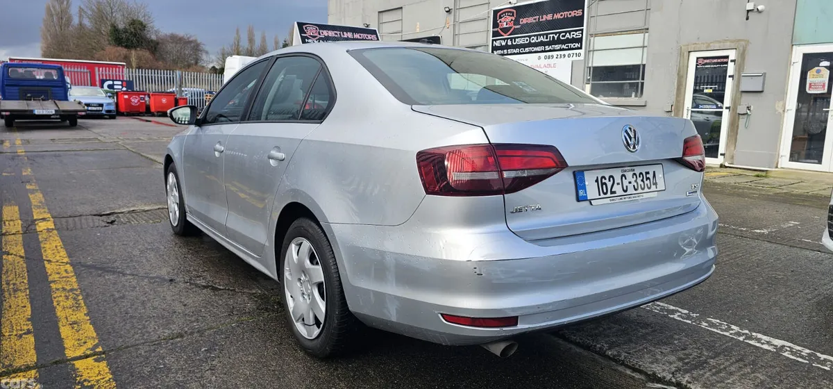 Volkswagen Jetta Saloon, Petrol, 2016, Silver