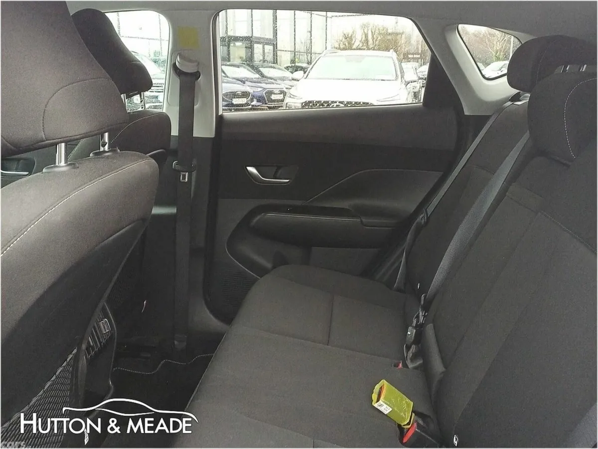 Hyundai KONA SUV, Petrol, 2024, White
