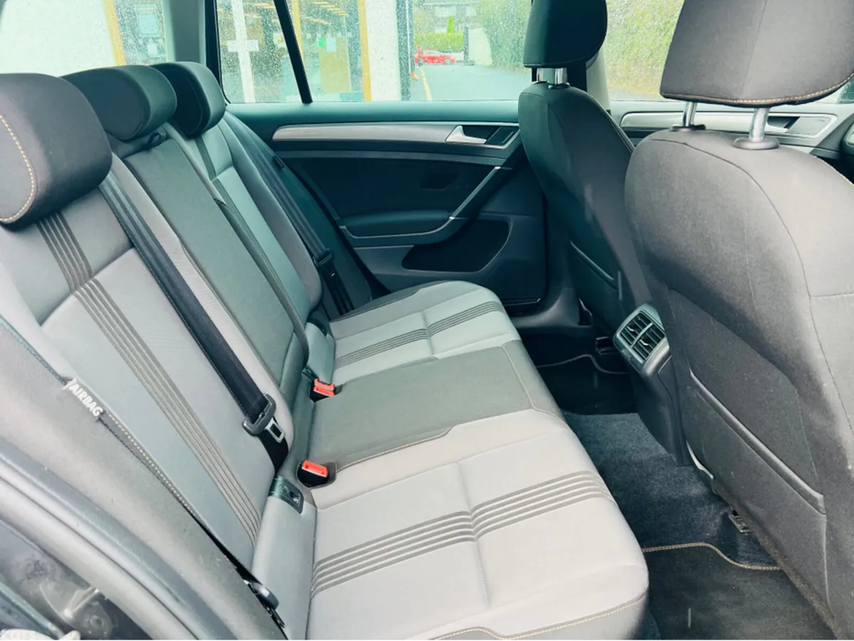Volkswagen Golf Estate, Petrol, 2016, Grey