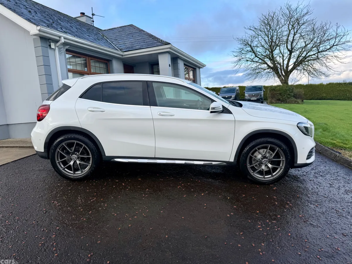 Mercedes-Benz GLA SUV, Diesel, 2018, White
