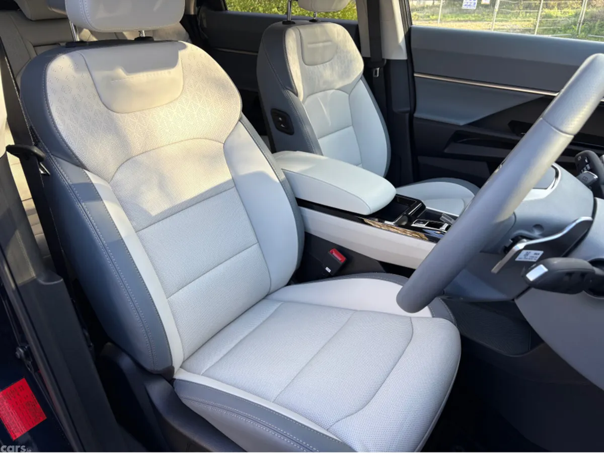 KGM Torres SUV, Petrol Hybrid, 2026, Blue