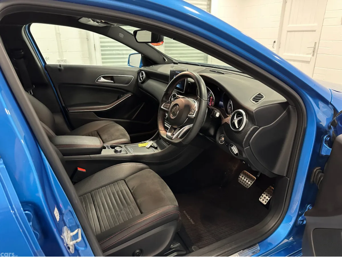 Mercedes-Benz A-Class Hatchback, Petrol, 2016, Blue