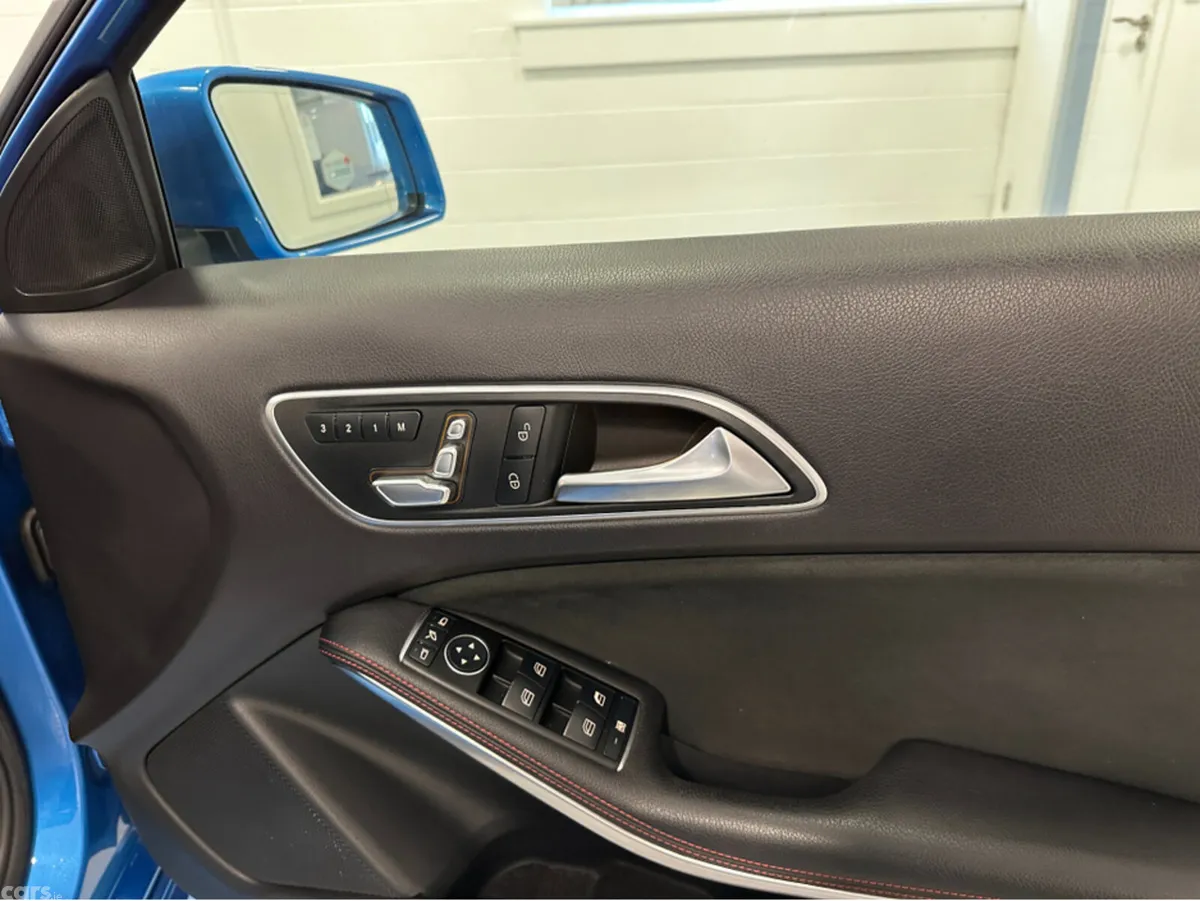 Mercedes-Benz A-Class Hatchback, Petrol, 2016, Blue