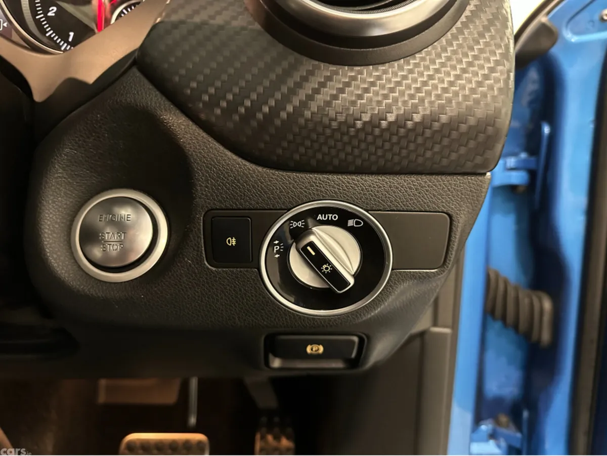 Mercedes-Benz A-Class Hatchback, Petrol, 2016, Blue