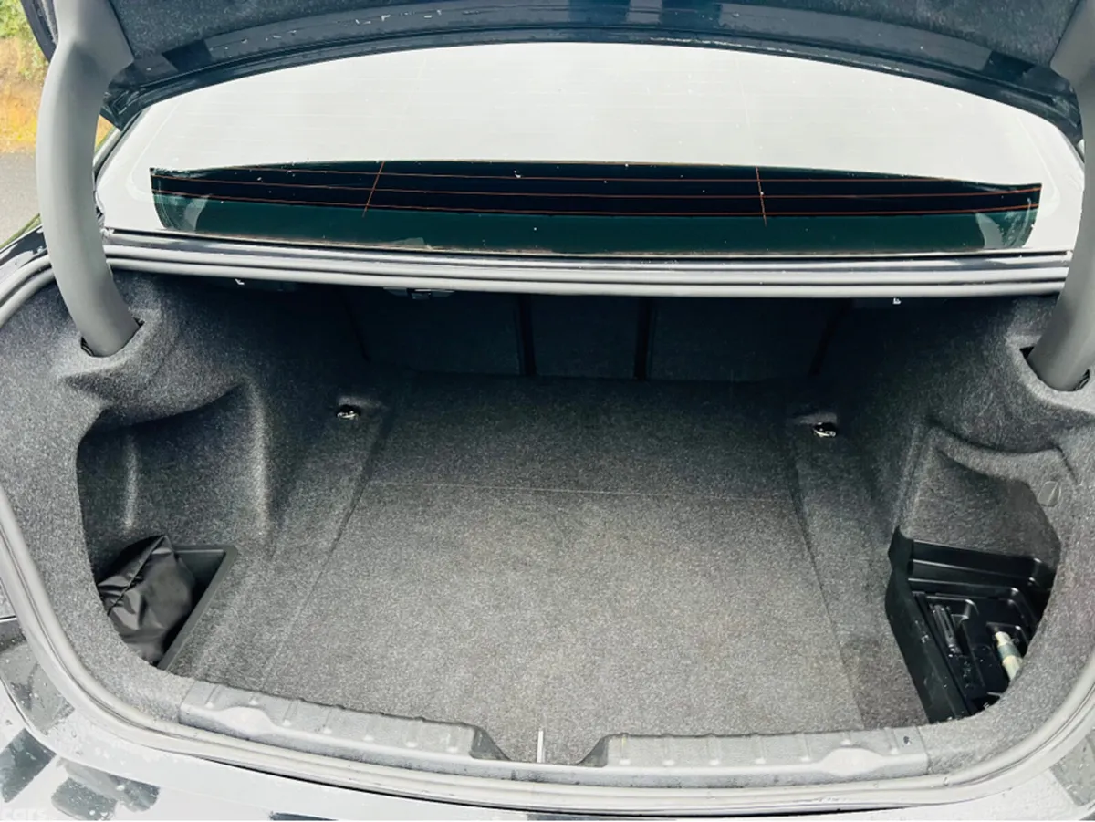 BMW 3-Series Saloon, Diesel, 2019, Black