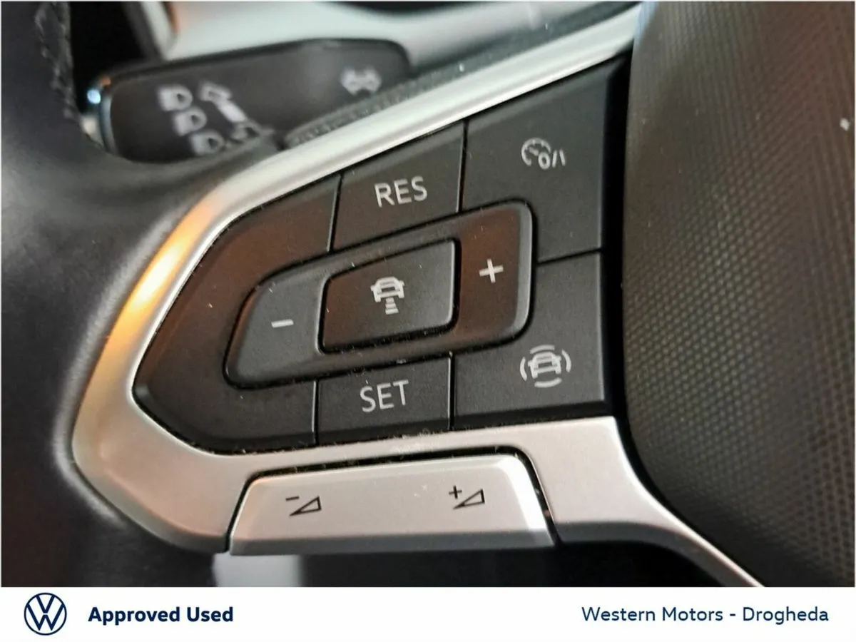 Volkswagen T-Roc SUV, Petrol, 2023, Grey