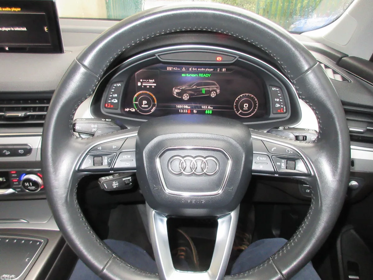 Audi Q7 SUV, Diesel Plug-in Hybrid, 2018, Black