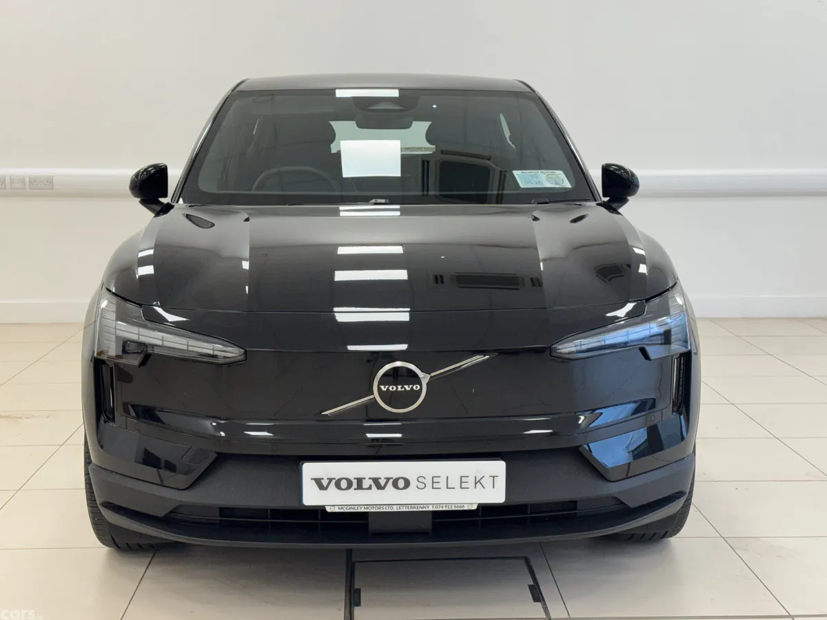 Volvo EX30 Estate/Jeep, Electric, 2024, Black