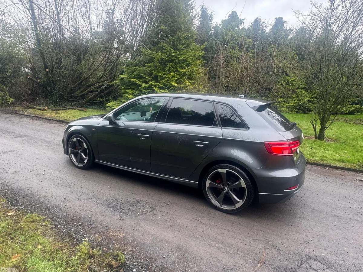Audi A3 Hatchback, Diesel, 2018, Grey