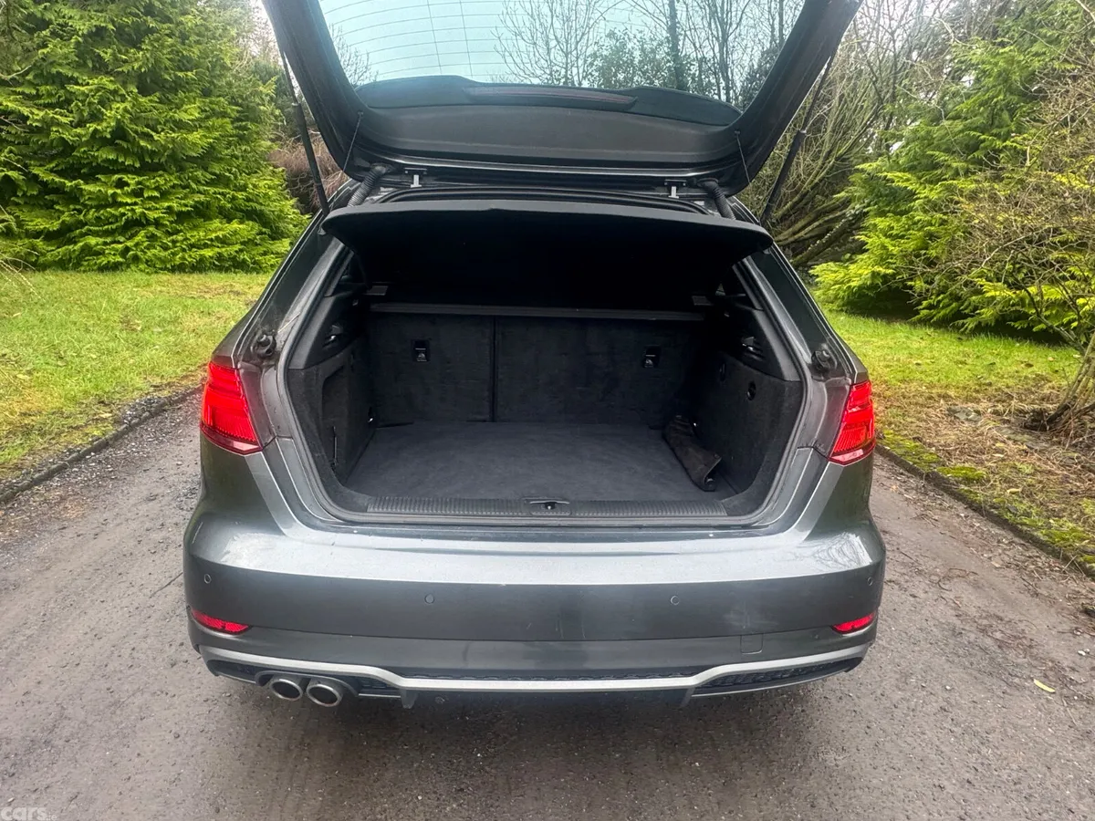 Audi A3 Hatchback, Diesel, 2018, Grey