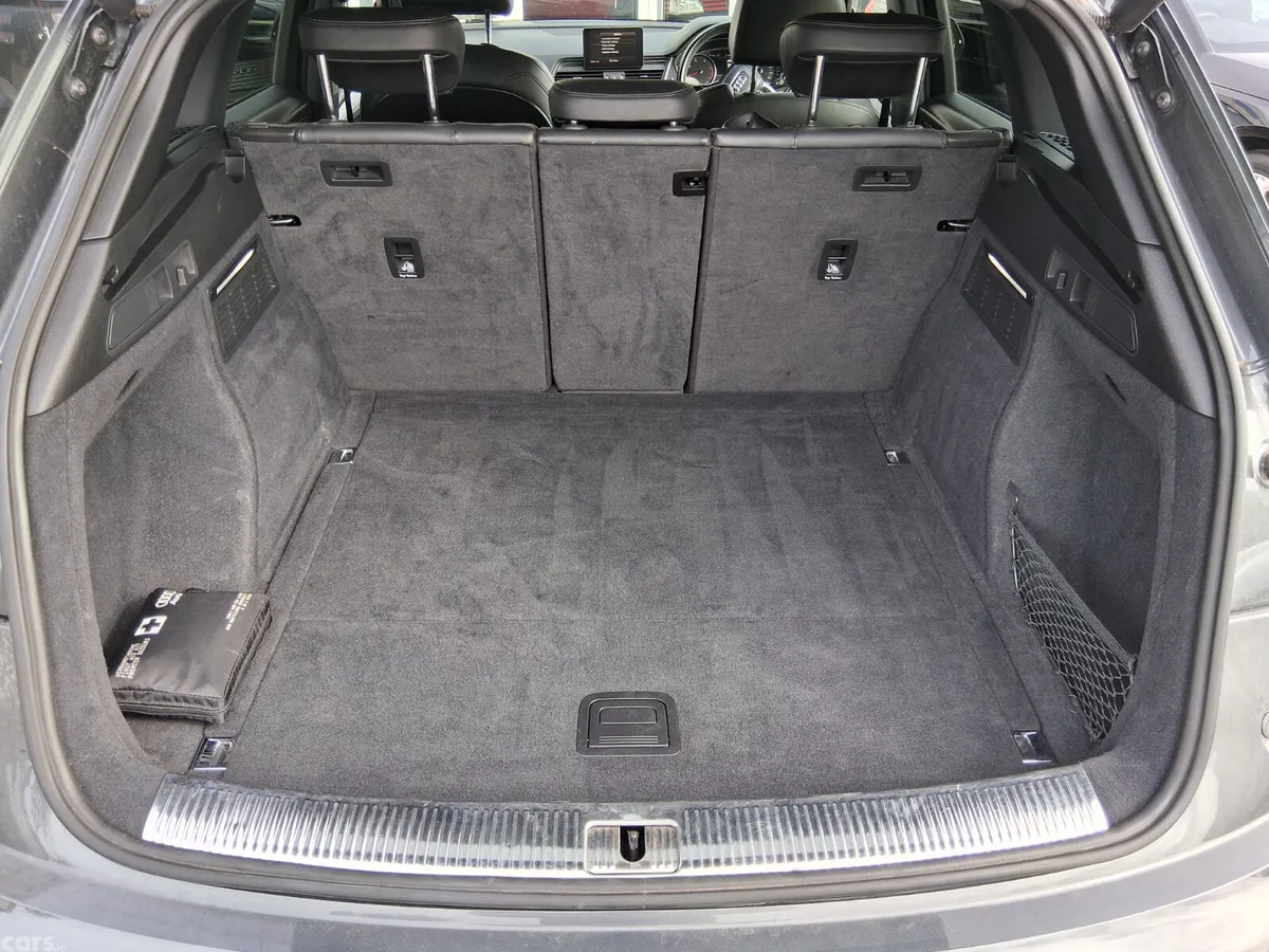 Audi Q5 SUV, Diesel, 2017, Grey