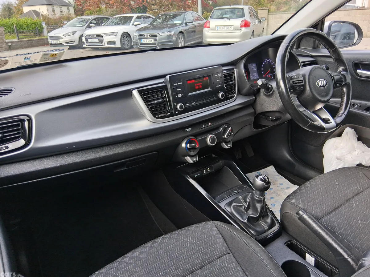 Kia Rio Hatchback, Petrol, 2018, Grey