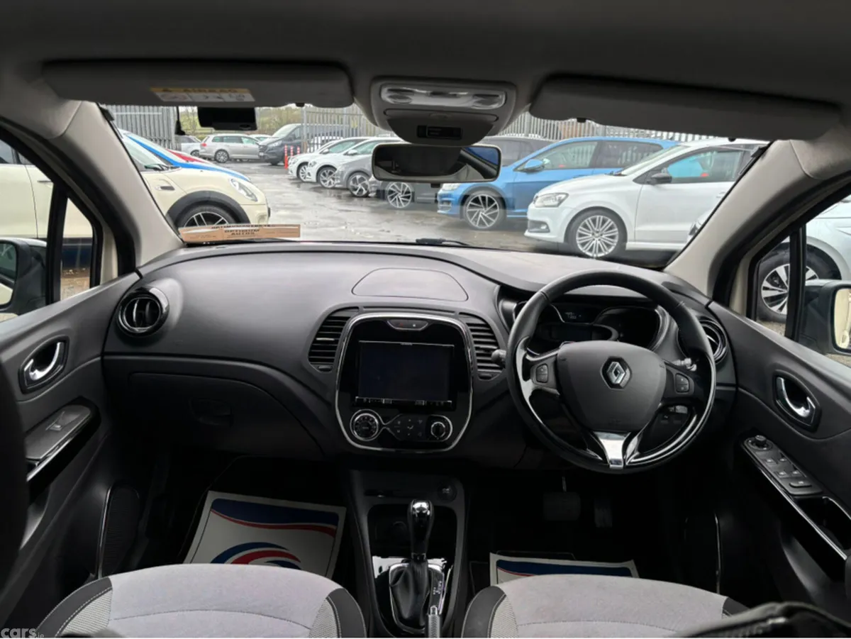 Renault Captur Hatchback, Petrol, 2016, White