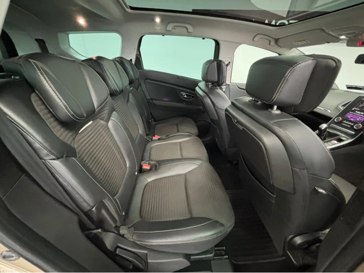 Renault Grand Scenic Hatchback, Diesel, 2018, Brown