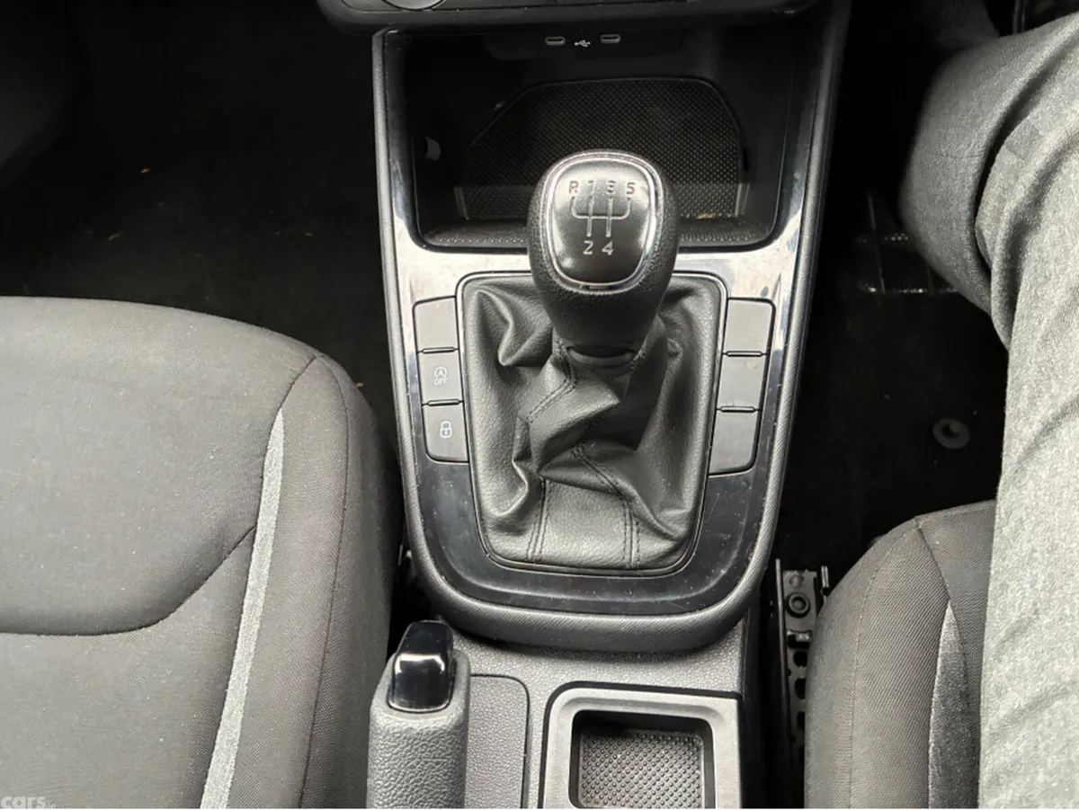 Skoda Fabia Hatchback, Petrol, 2023, Black