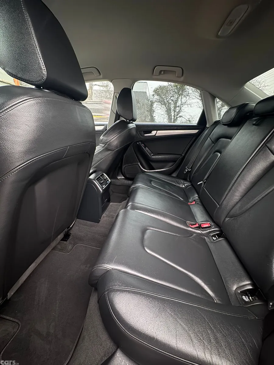 Audi A4 Saloon, Diesel, 2015, Black