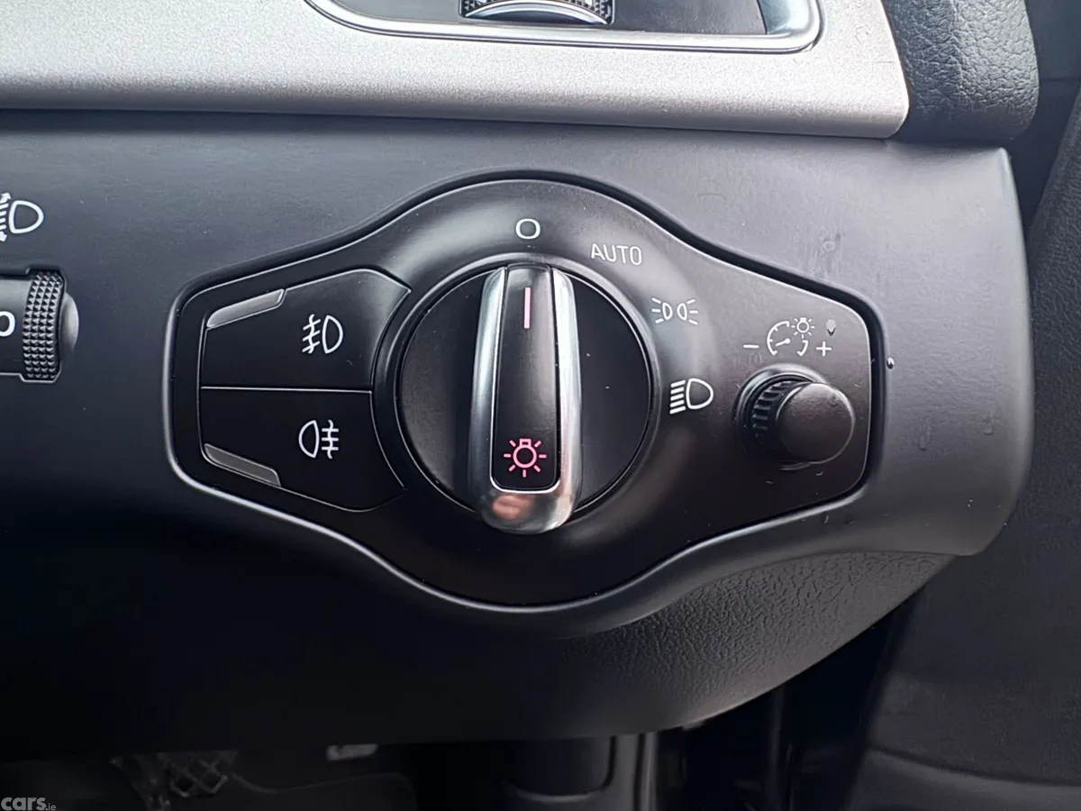 Audi A4 Saloon, Diesel, 2015, Black