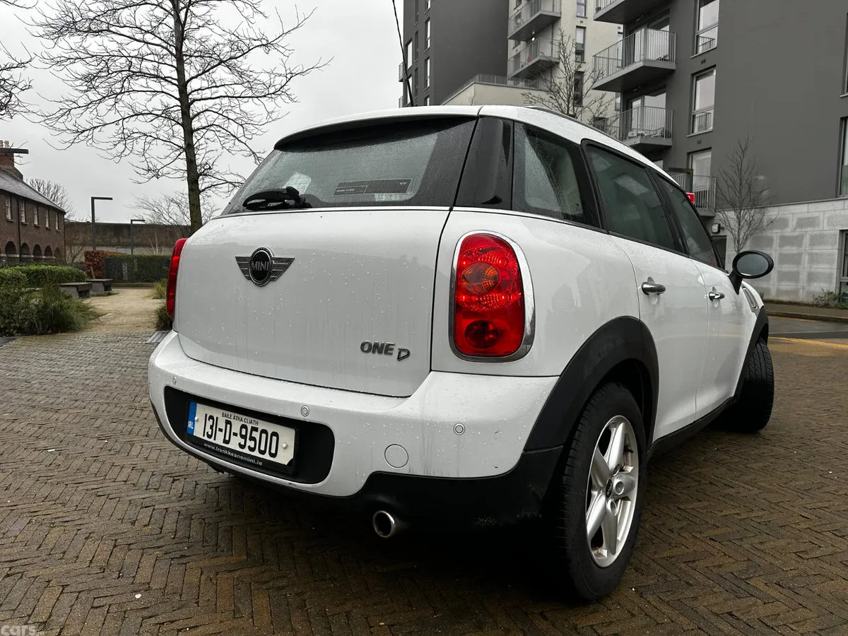 Mini One Estate/Jeep, Diesel, 2013, White