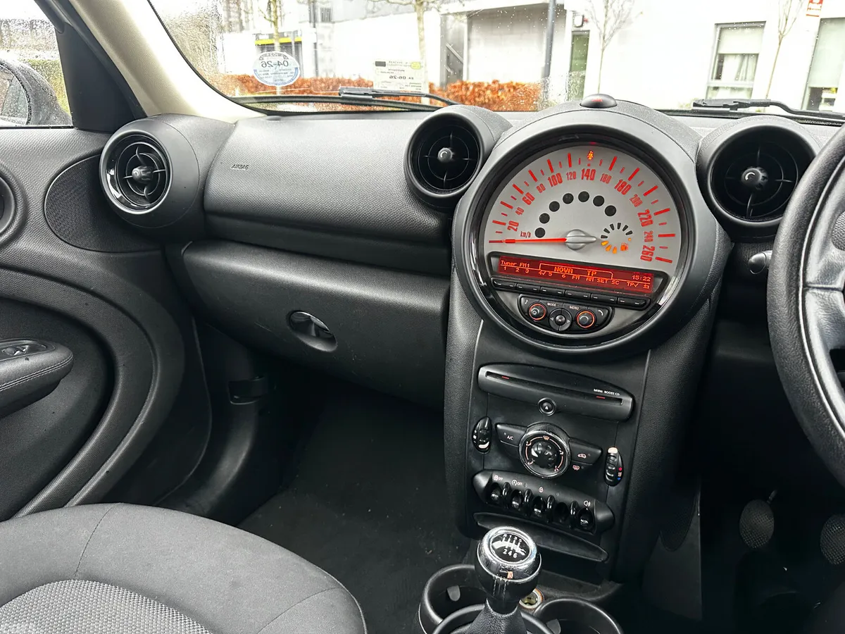 Mini One Estate/Jeep, Diesel, 2013, White