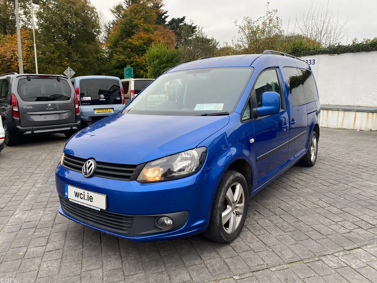 Volkswagen Caddy Maxi Life MPV, Diesel, 2015, Blue