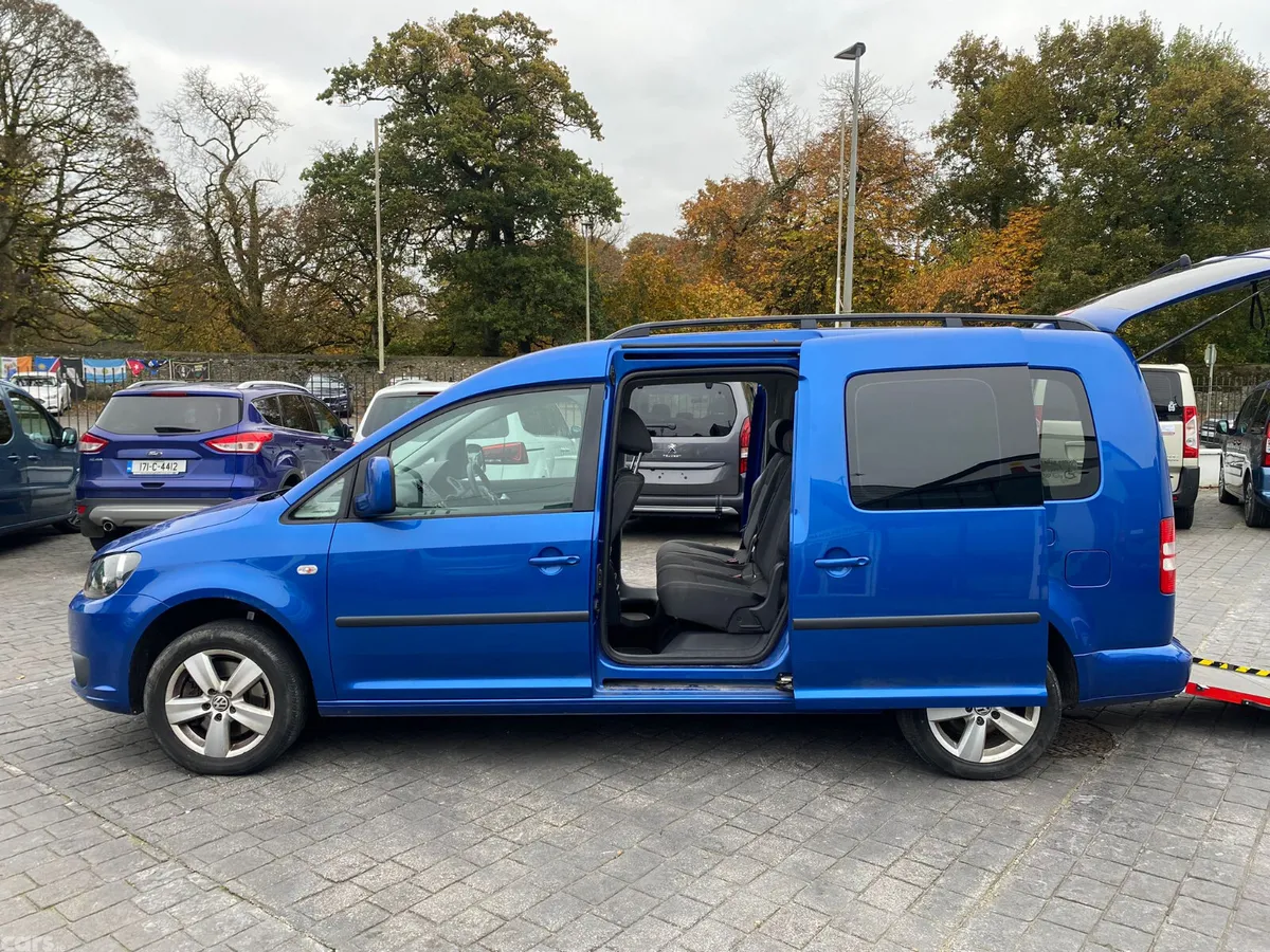 Volkswagen Caddy Maxi Life MPV, Diesel, 2015, Blue
