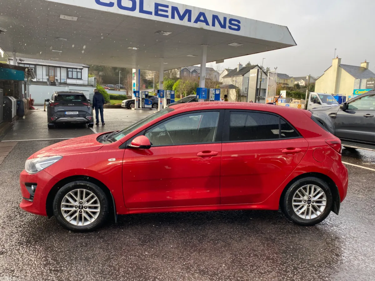 Kia Rio Hatchback, Petrol, 2023, Red