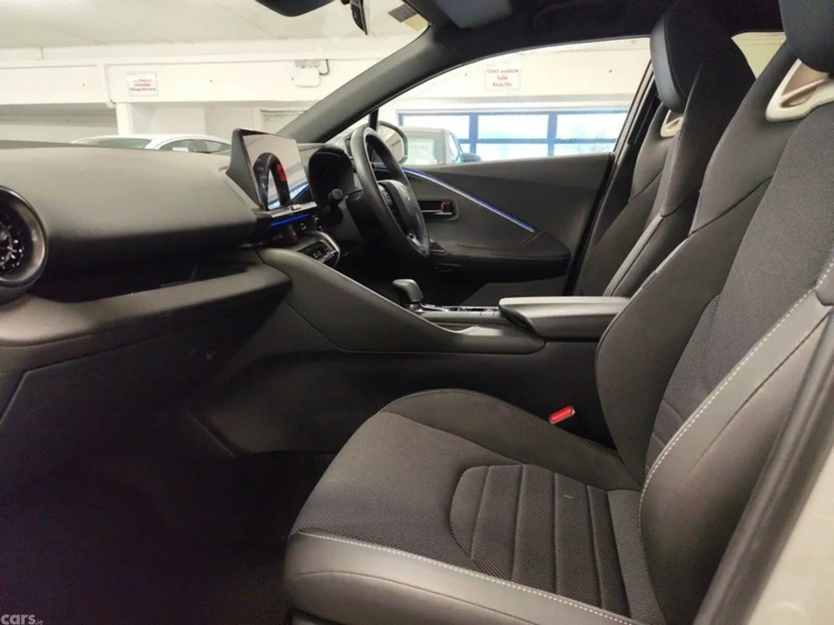 Toyota C-HR Hatchback, Petrol Plug-in Hybrid, 2025, White
