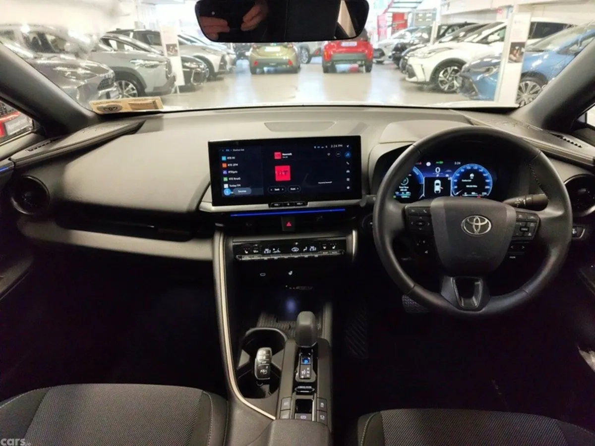 Toyota C-HR Hatchback, Petrol Plug-in Hybrid, 2025, White