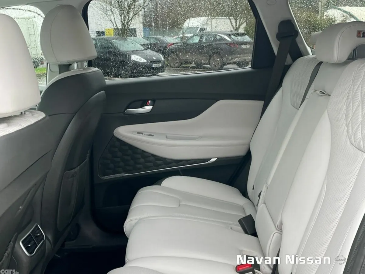Hyundai Santa Fe SUV, Petrol Plug-in Hybrid, 2022, Grey