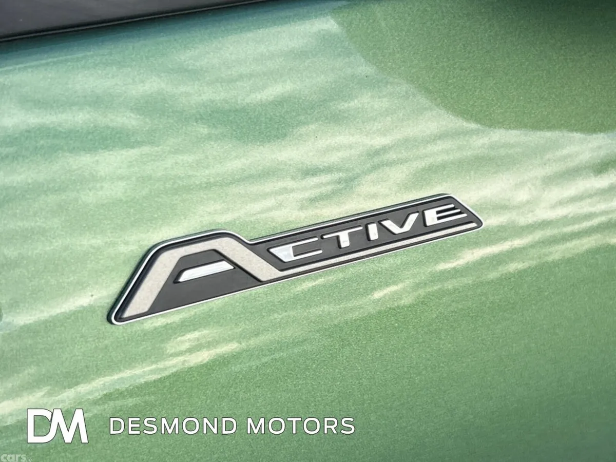 Ford Kuga SUV, Petrol Hybrid, 2025, Green