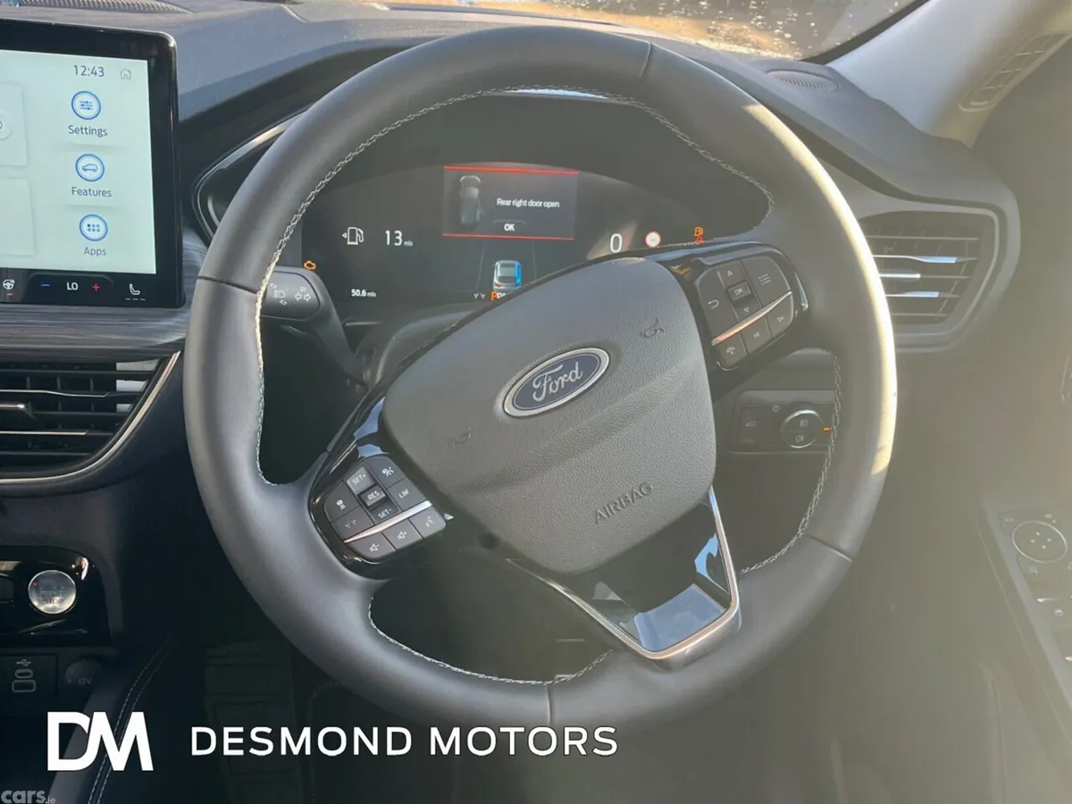 Ford Kuga SUV, Petrol Hybrid, 2025, Green