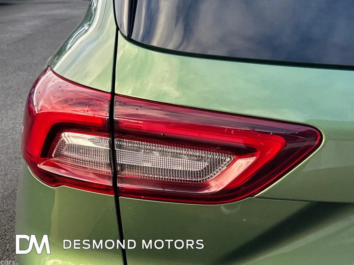 Ford Kuga SUV, Petrol Hybrid, 2025, Green
