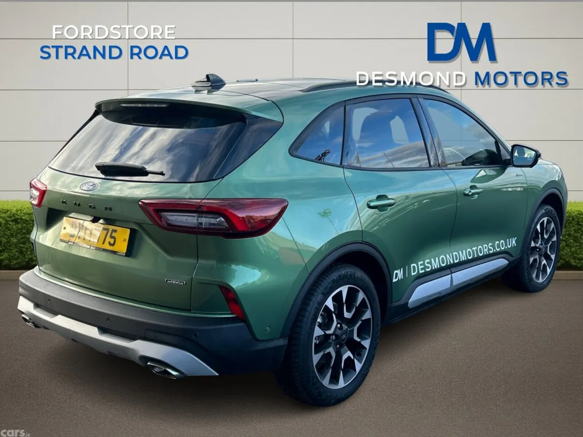 Ford Kuga SUV, Petrol Hybrid, 2025, Green
