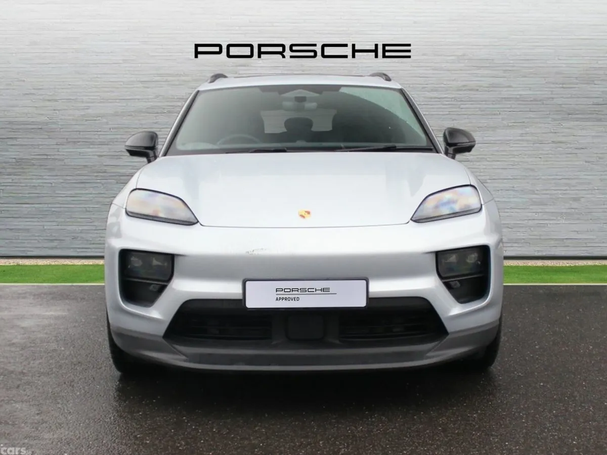 Porsche Macan SUV, Electric, 2026, Silver