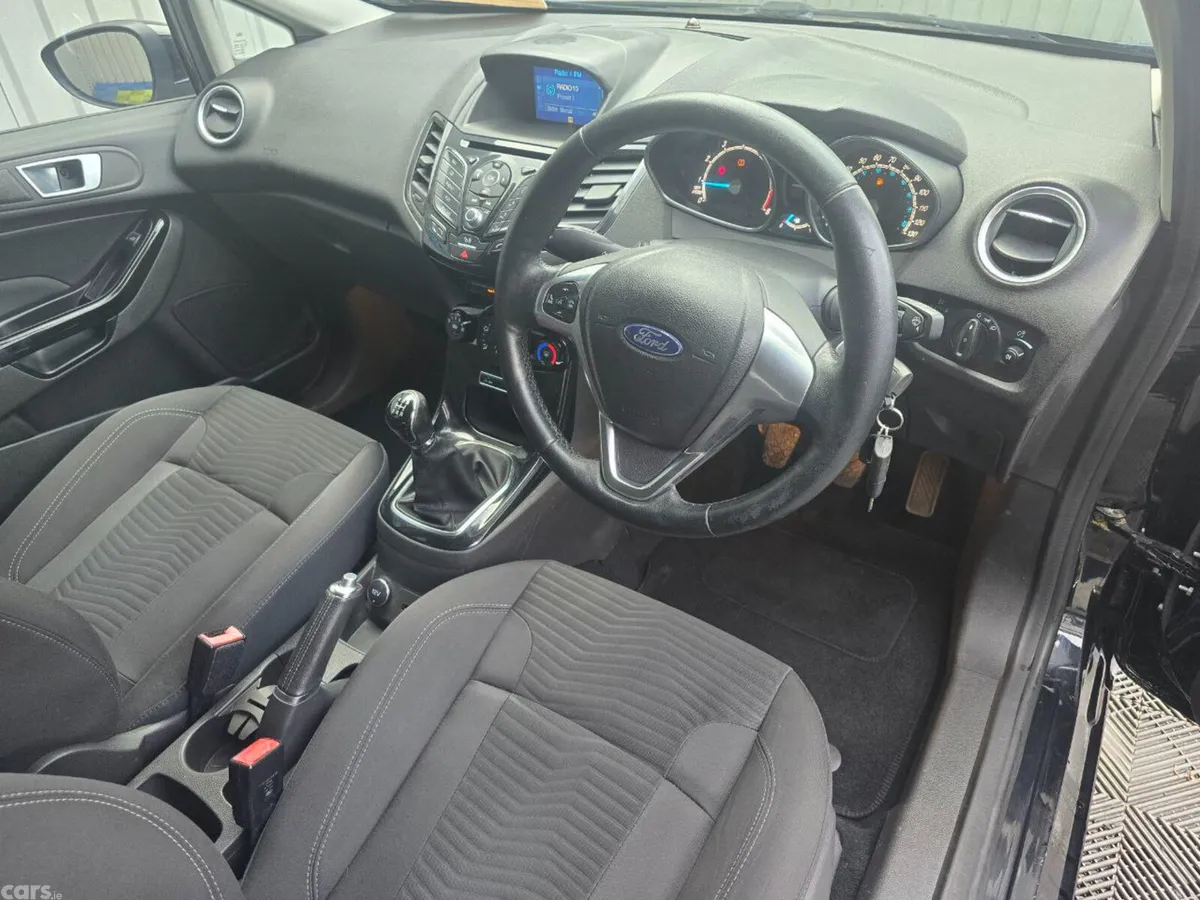 Ford Fiesta Hatchback, Petrol, 2017, Black