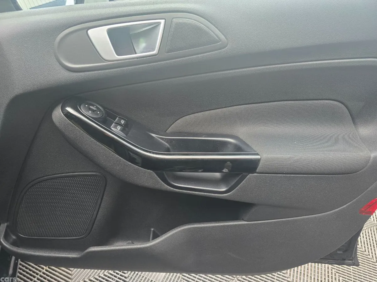 Ford Fiesta Hatchback, Petrol, 2017, Black