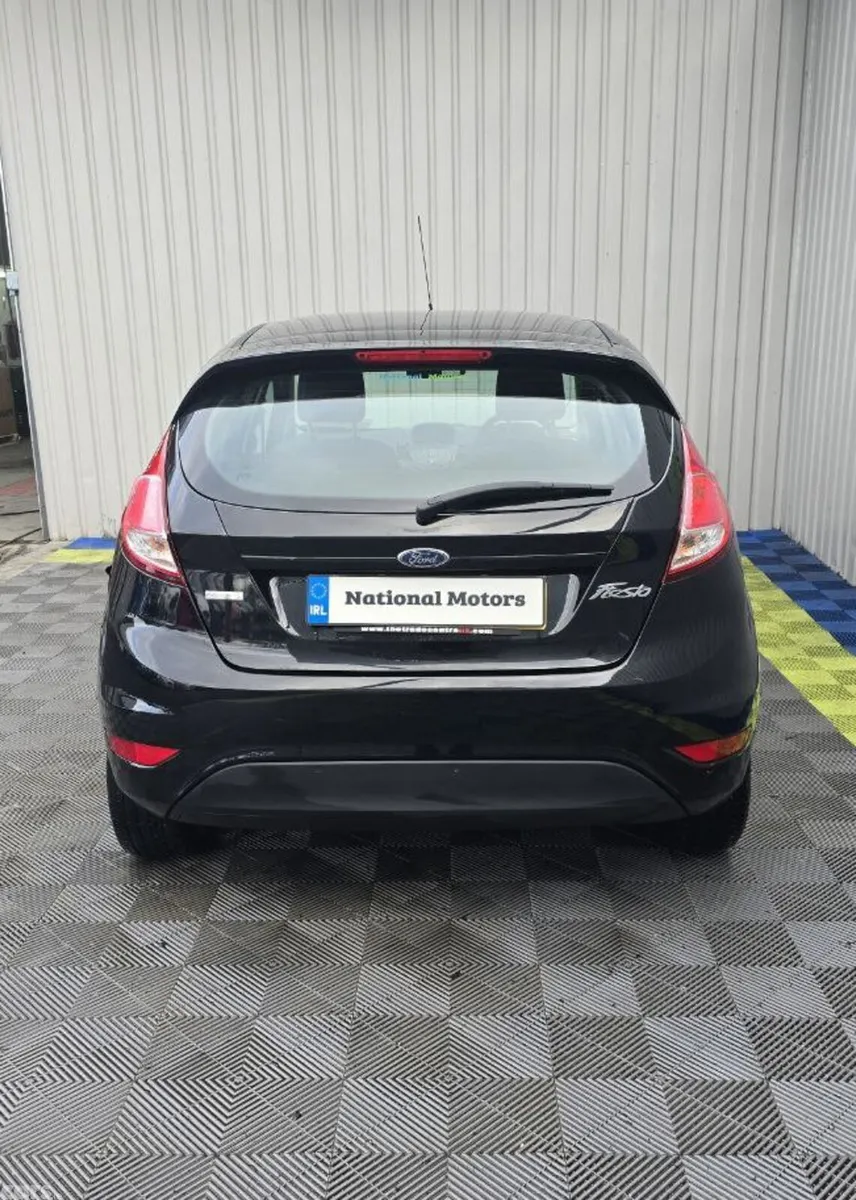 Ford Fiesta Hatchback, Petrol, 2017, Black