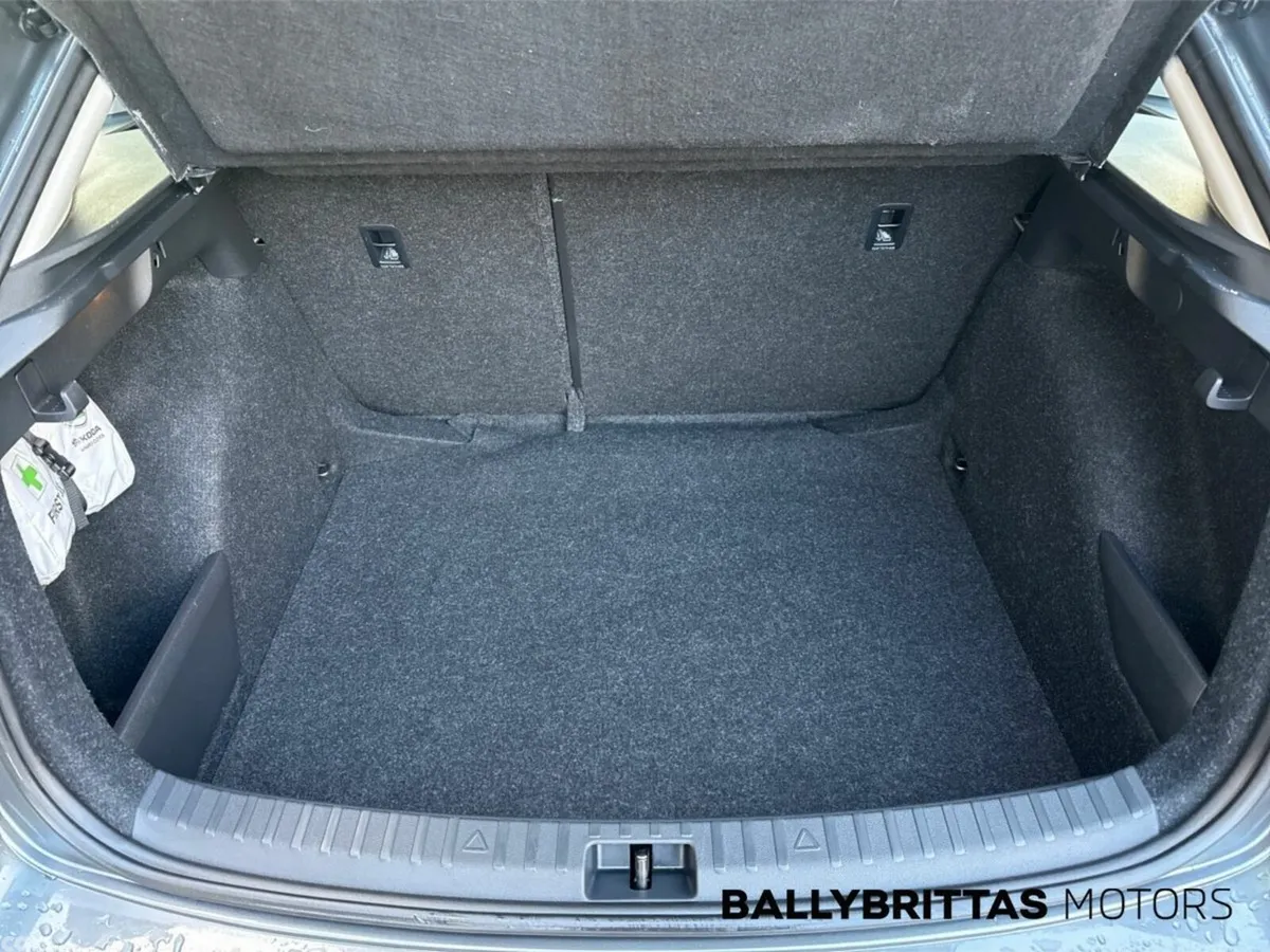 Skoda Scala Hatchback, Petrol, 2023, Grey