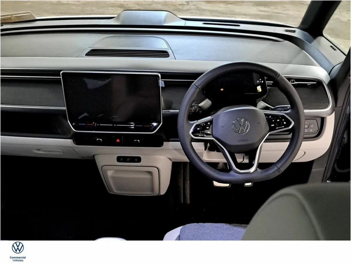 Volkswagen ID.Buzz MPV, Electric, 2026, Blue