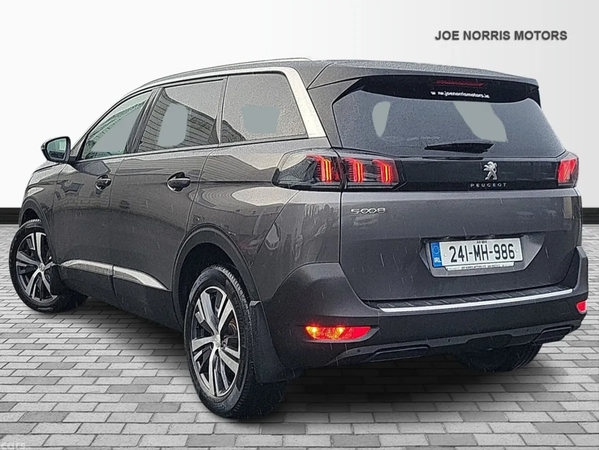 Peugeot 5008 SUV, Diesel, 2024, Grey
