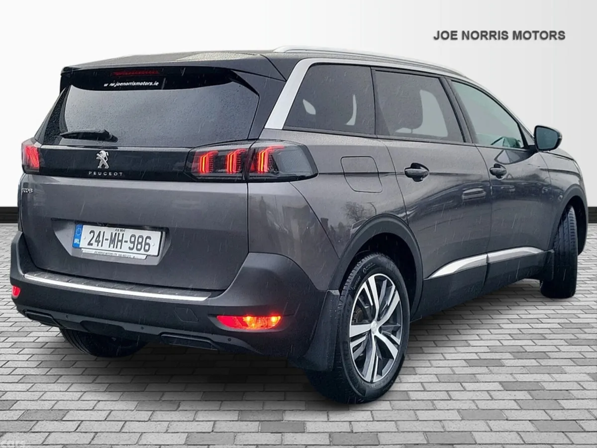 Peugeot 5008 SUV, Diesel, 2024, Grey