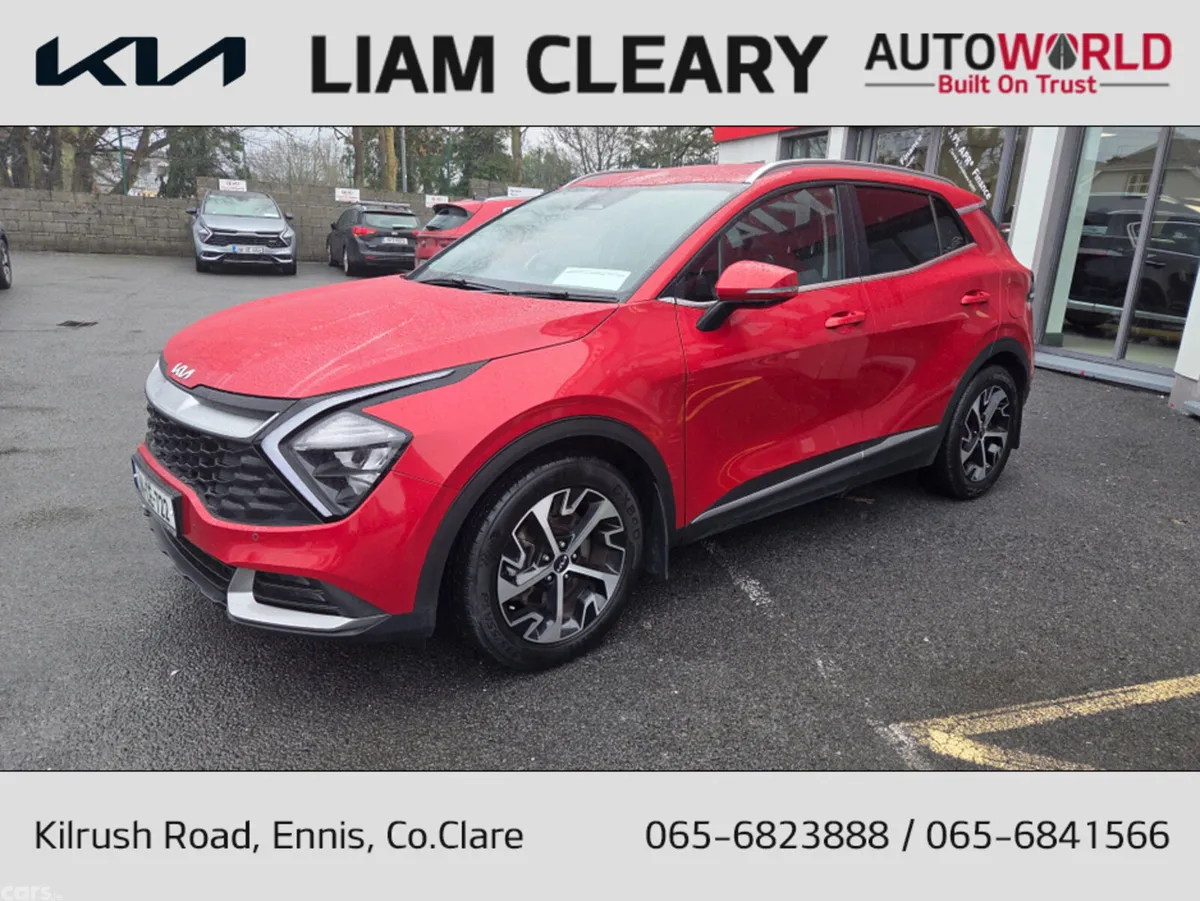 Kia Sportage MPV, Diesel Hybrid, 2024, Red