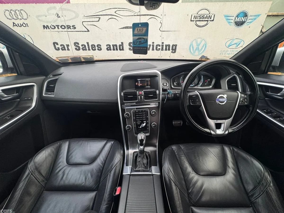 Volvo XC60 SUV, Diesel, 2014, White