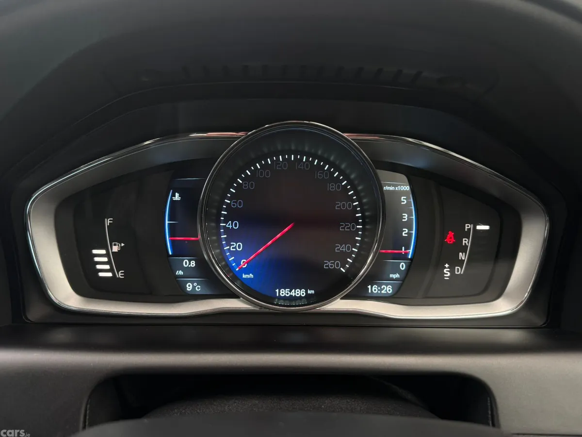 Volvo XC60 SUV, Diesel, 2014, White