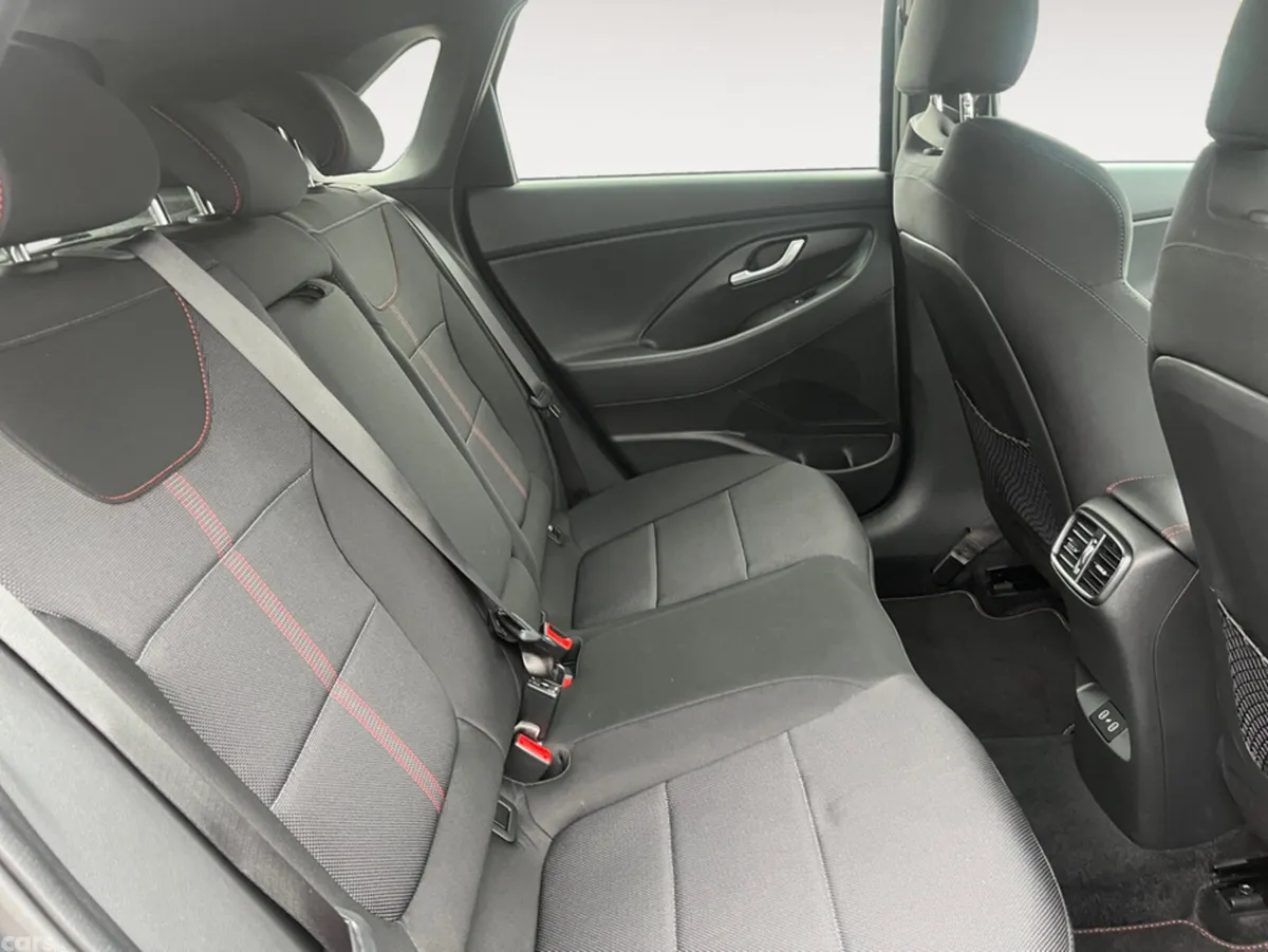 Hyundai i30 Hatchback, Petrol, 2025, Green