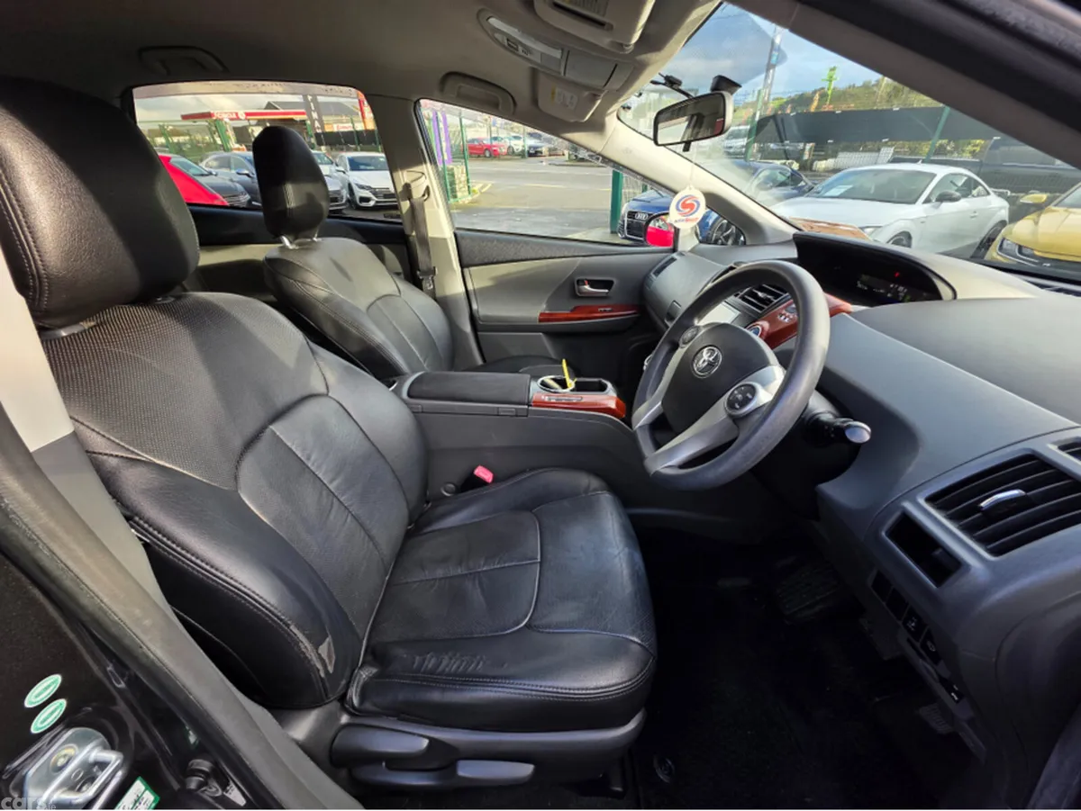 Toyota Prius MPV, Petrol Hybrid, 2012, Grey