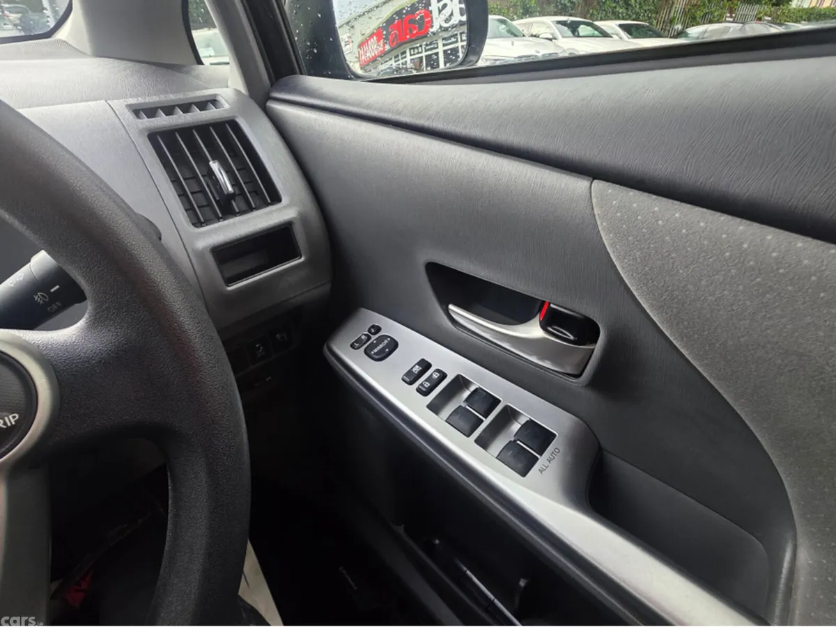 Toyota Prius Hatchback, Petrol Hybrid, 2013, Black